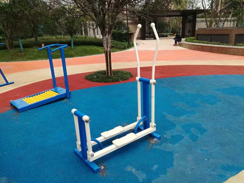 平步机,湖南室外健身器材,湖南室外休闲椅,湖南儿童滑梯,湖南运动场地,长沙人造草皮,长沙室内外运动地板,长沙球场围栏,长沙室外健身器材,长沙室外休闲椅,长沙儿童滑梯,长沙运动场地,长沙多威体育用品有限公司