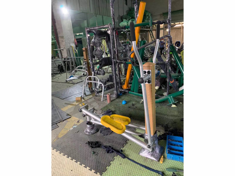 高档塑钢健身器材 浪板,湖南室外健身器材,湖南室外休闲椅,湖南儿童滑梯,湖南运动场地,长沙人造草皮,长沙室内外运动地板,长沙球场围栏,长沙室外健身器材,长沙室外休闲椅,长沙儿童滑梯,长沙运动场地,长沙多威体育用品有限公司